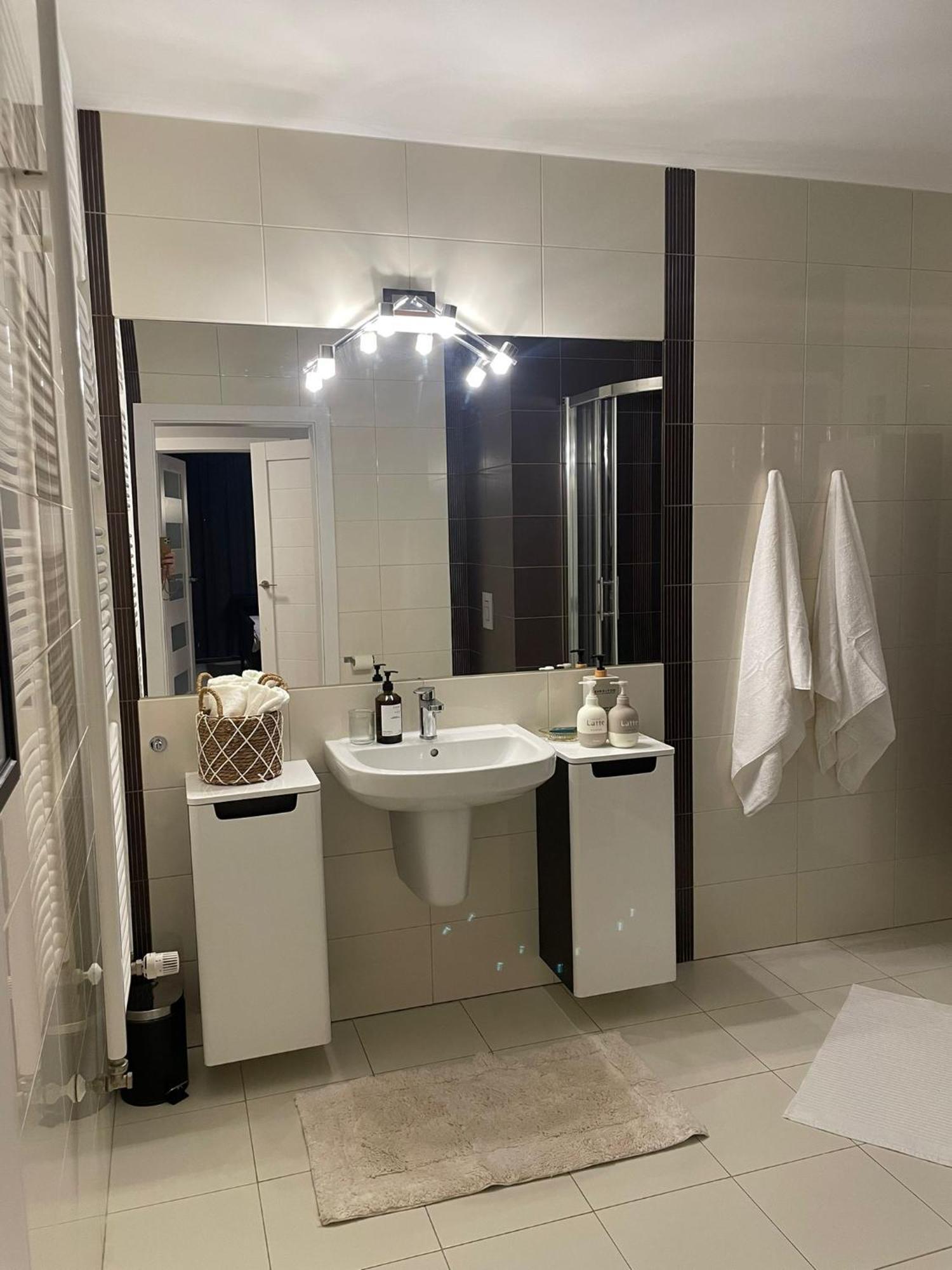 Center - With Free Parking Appartement
